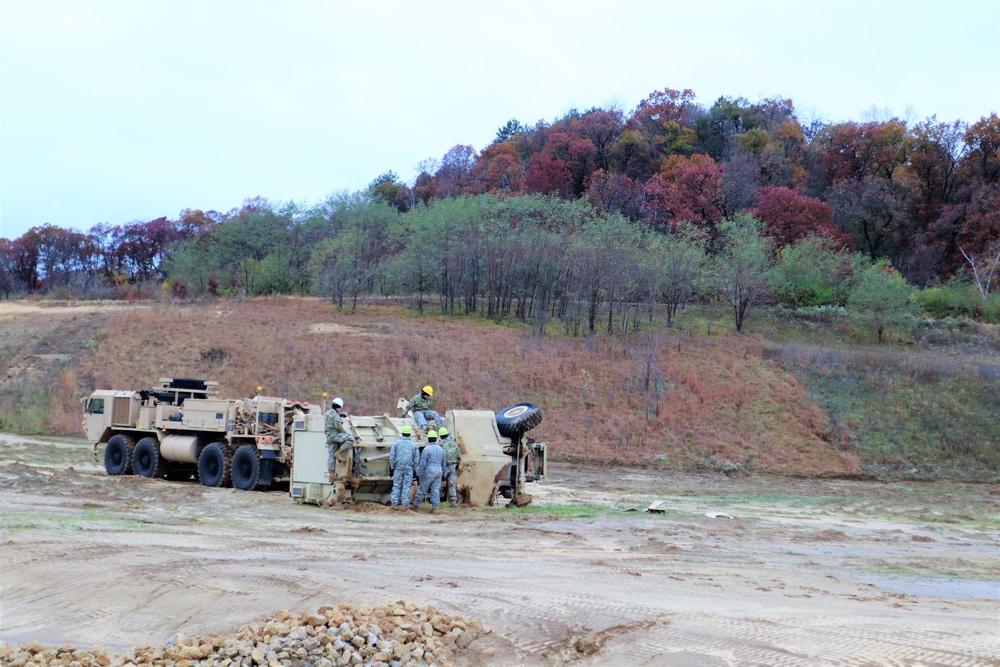 Fort McCoy RTS-Maintenance holds first vehicle recovery operations course for fiscal year 2021