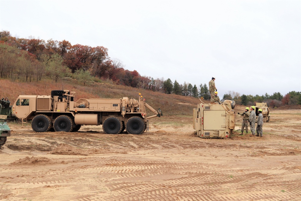Fort McCoy RTS-Maintenance holds first vehicle recovery operations course for fiscal year 2021