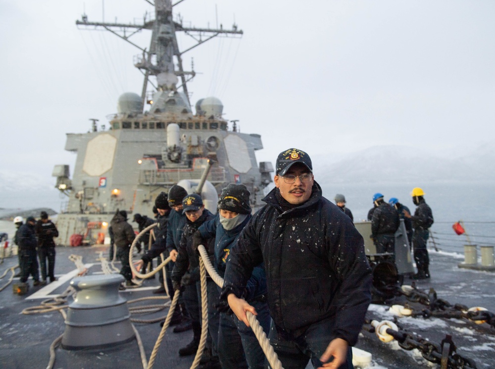 USS Ross (DDG 71) departs Tromso