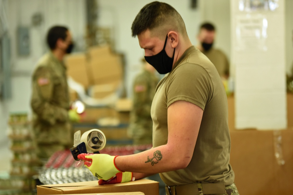 Michigan’s Task Force Spartan work with Gleaners of Pontiac Food Bank