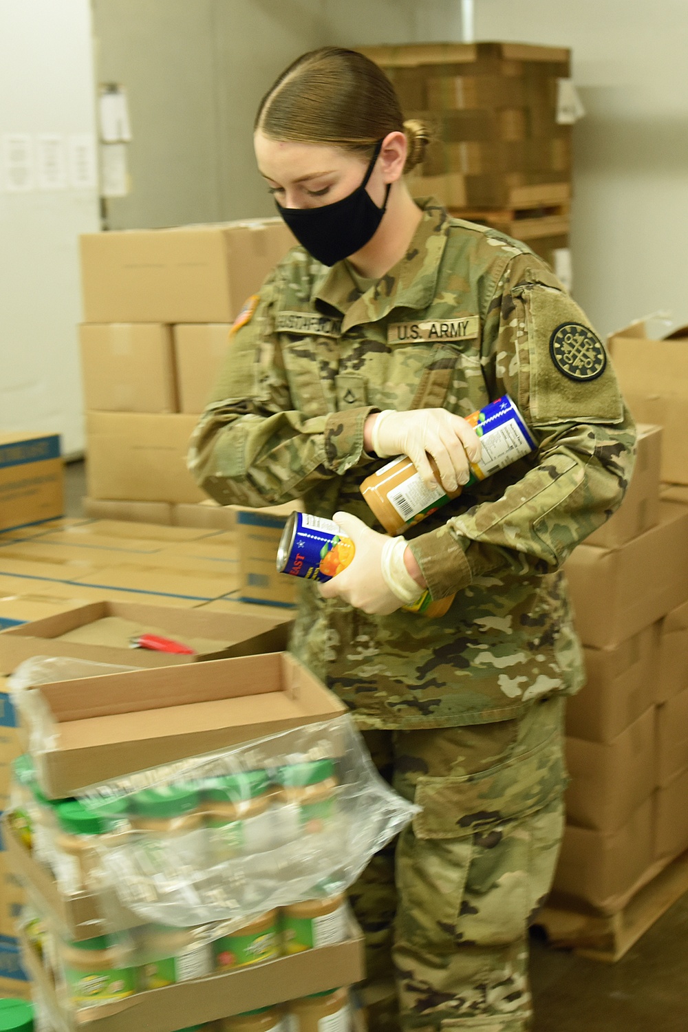 Michigan’s Task Force Spartan work with Gleaners of Pontiac Food Bank