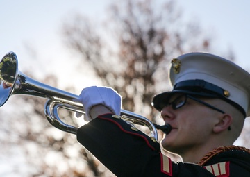 Barracks Marines conduct Wreath Laying Ceremony