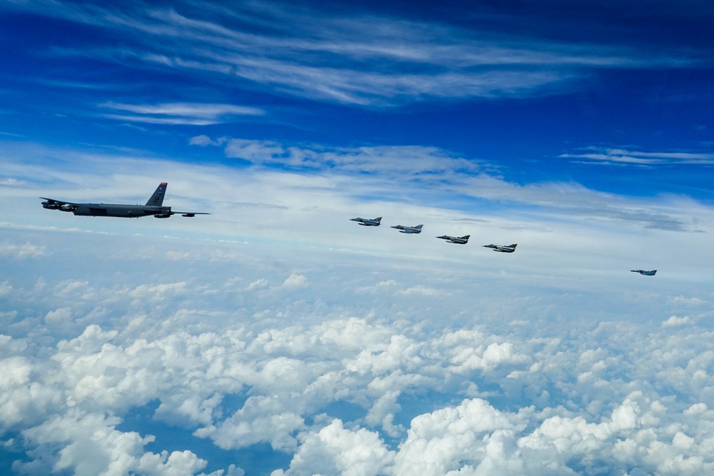 B-52s participate in Brother’s Shield