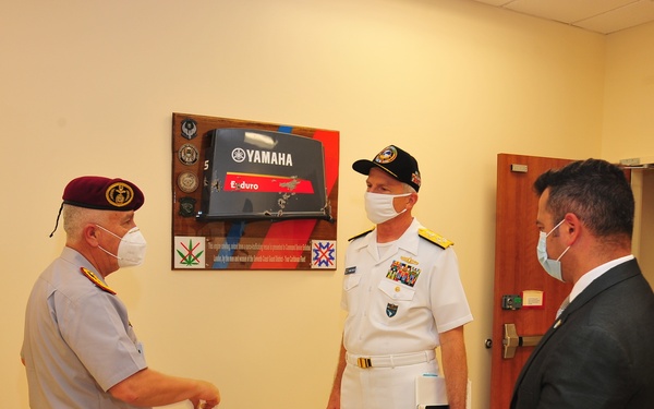 Ecuador’s Chief of Defense Visits U.S. Southern Command