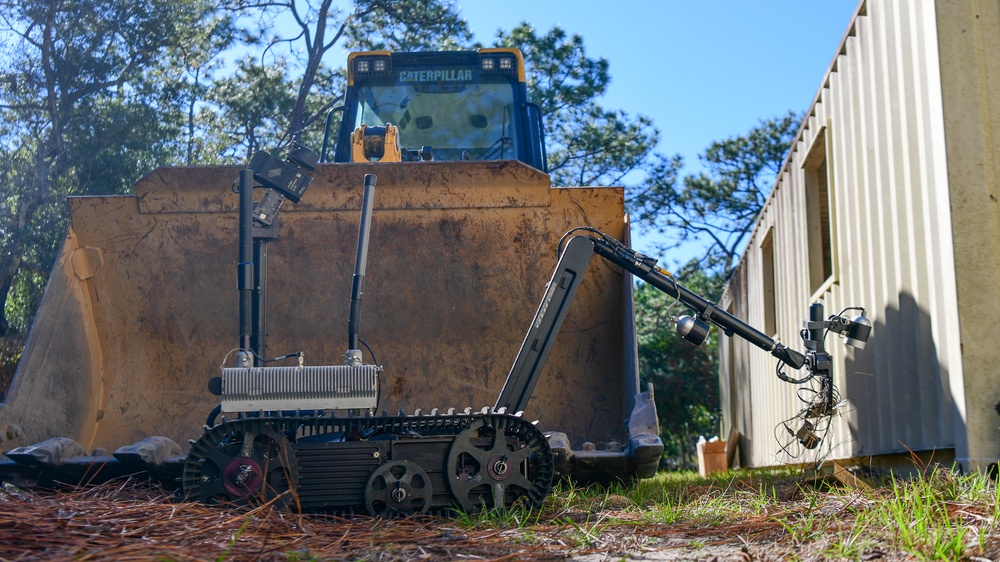 Hurlburt Field’s EOD and DAGRE conduct full training exercise