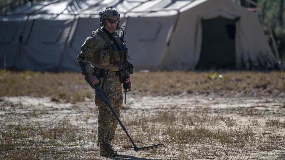 Hurlburt Field’s EOD and DAGRE conduct full training exercise