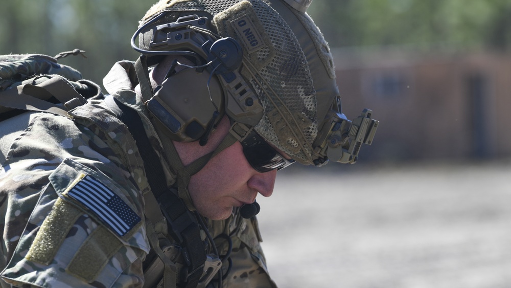 Hurlburt Field’s EOD and DAGRE conduct full training exercise