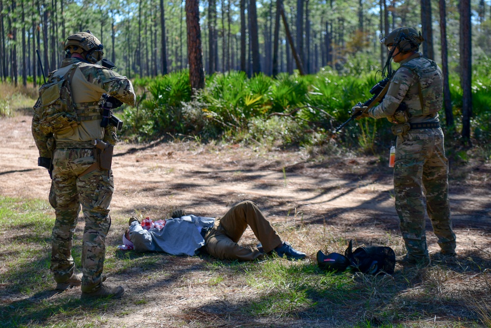 Hurlburt Field’s EOD and DAGRE conduct full training exercise