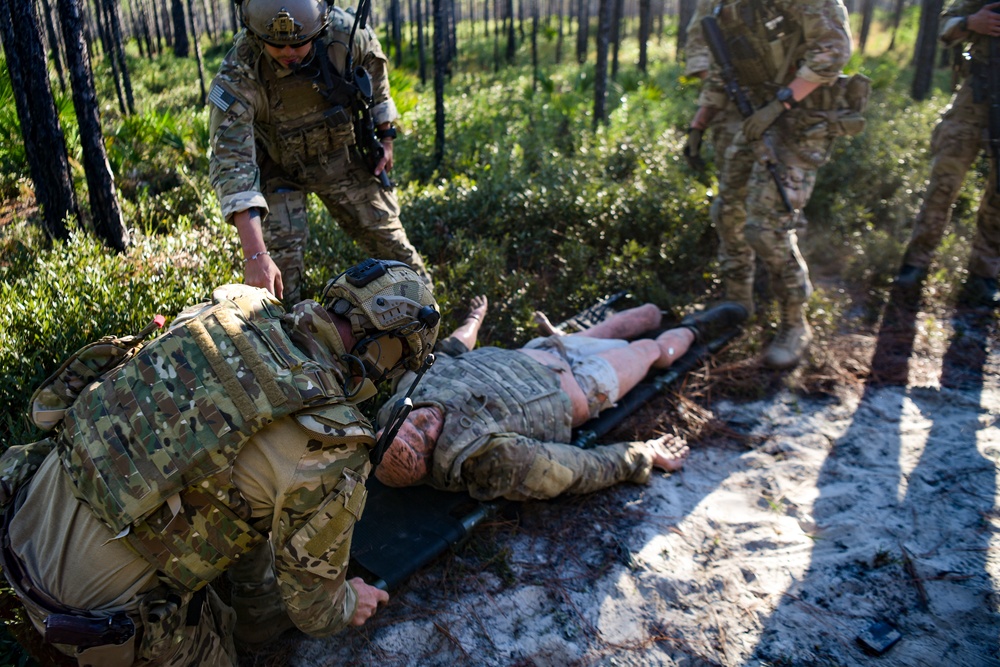 Hurlburt Field’s EOD and DAGRE conduct full training exercise