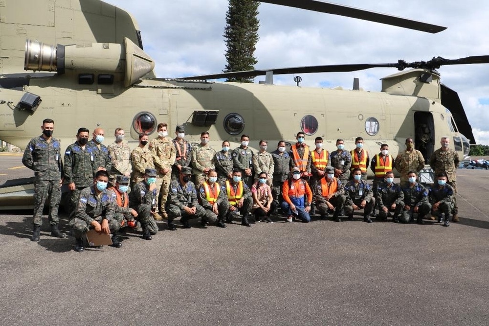 JTF-Bravo loads USAID for Puerto Lempira