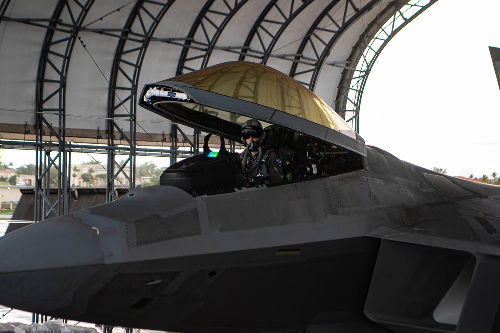 F-22s Prepare for Guam Veteran's Day Flyover