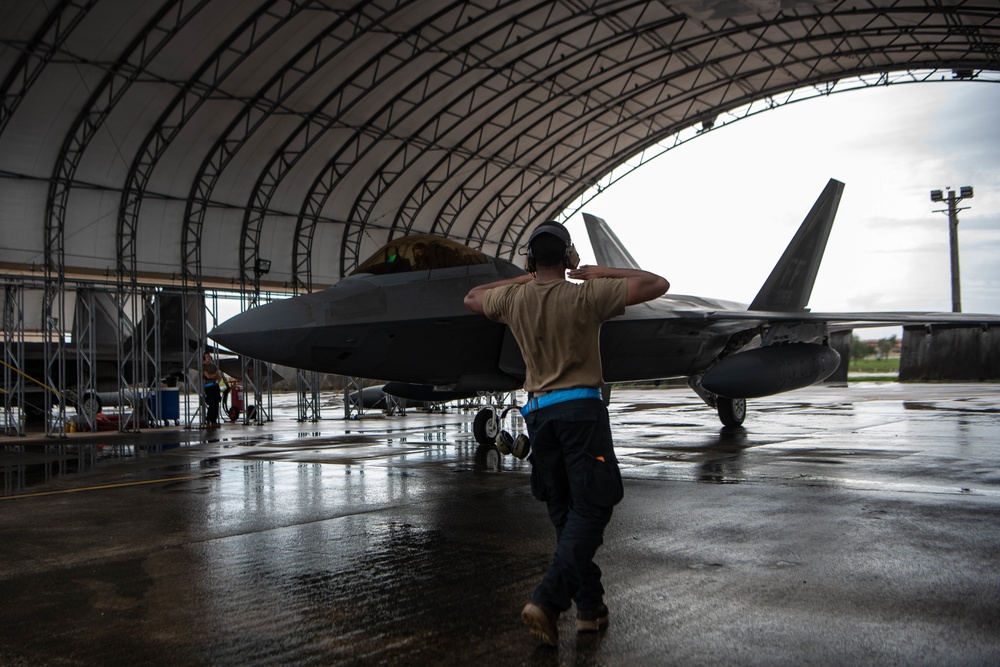 F-22s Prepare for Guam Veteran's Day Flyover