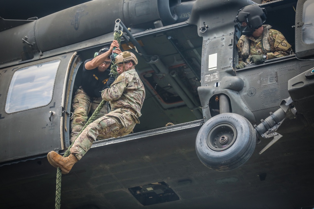 25th Infantry Division Lightning Academy FRIES/SPIES Master Course