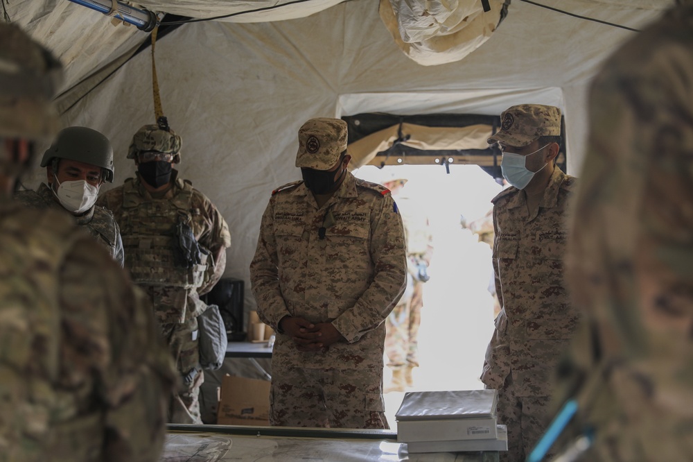 2ABCT KLE with Kuwait Army leaders