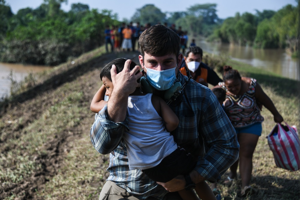 JTF-Bravo rescues Honduran family