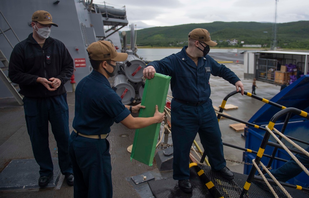 USS Roosevelt (DDG 80)