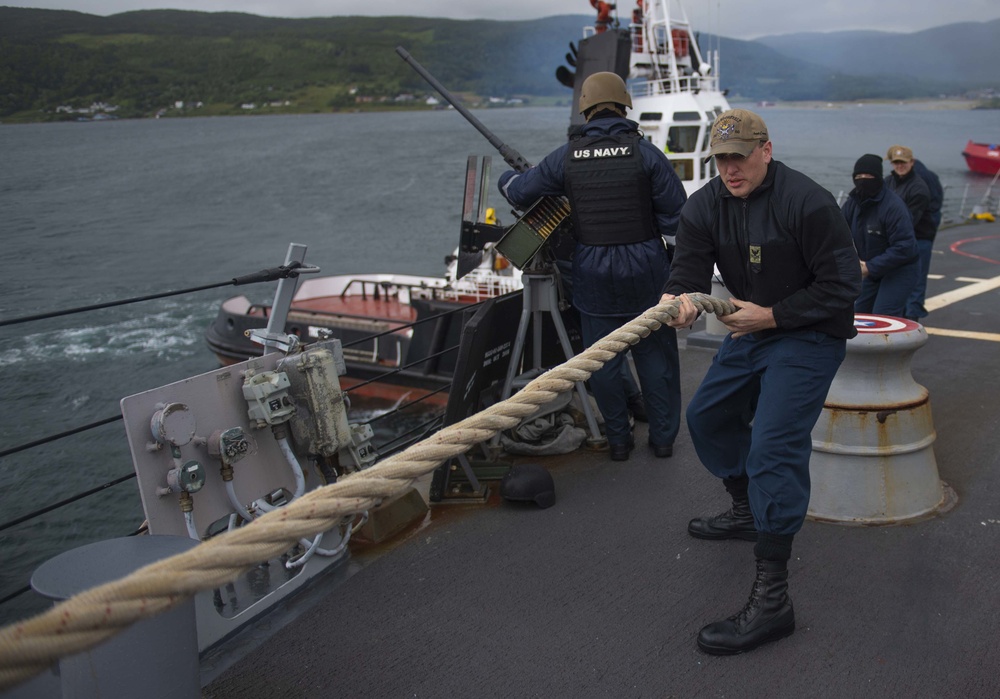 USS Roosevelt (DDG 80)