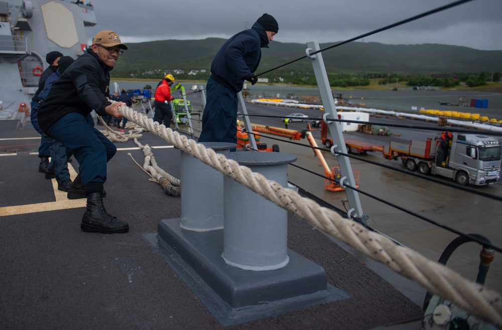 USS Roosevelt (DDG 80)