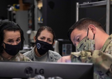 Brig. Gen. Ryder's Tri-Services Research Lab Tour