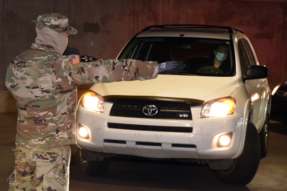 Arizona Guard hosts COVID-19 test site for AZ State employees