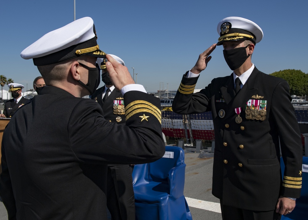 USS Paul Hamilton Holds Change of Command