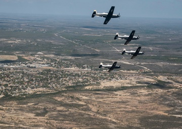 Laughlin and Del Rio Community Showcase Partnership with Veteran’s Day Flyover