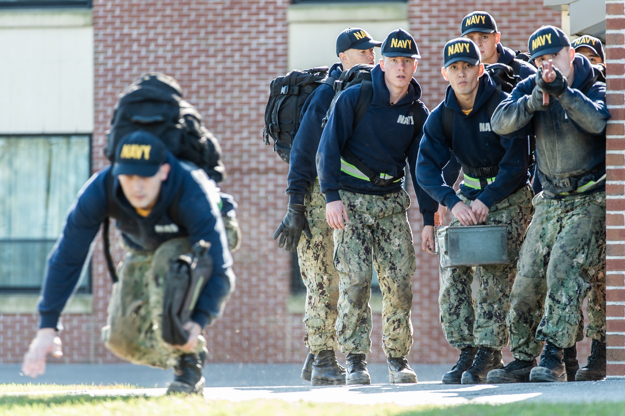 File:US Navy 070704-N-8497H-118 Sailors from Officer Candidate School in  Newport, R.I., march at the 4th of July parade.jpg - Wikipedia