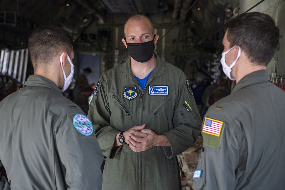 314th AW showcases C-130 mission to student pilots