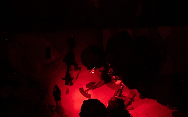 EOD Conducts CQC Training in Guam