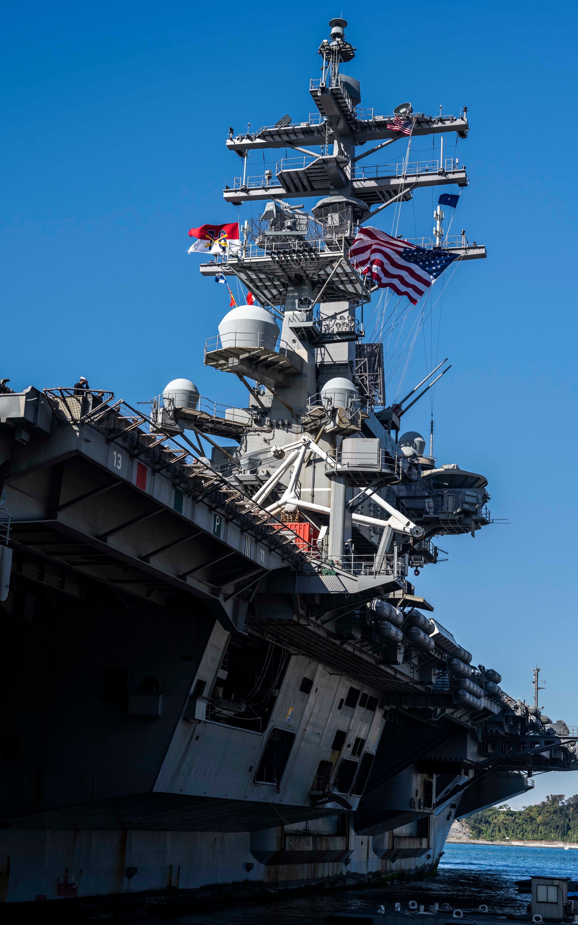 DVIDS - Images - USS Ronald Reagan (CVN 76) Returns to Yokosuka