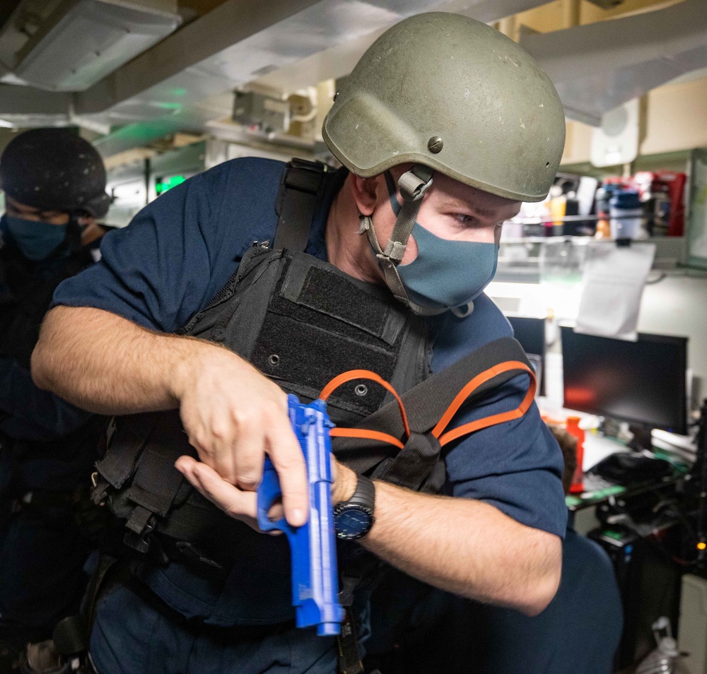USS Shiloh Sailors Undergo Search And Seizure Training