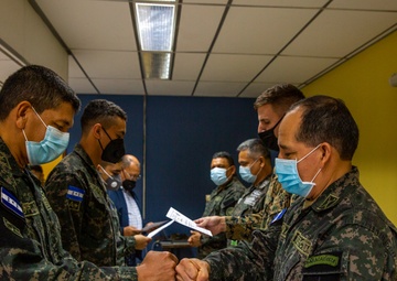 US Marines, Soldiers complete knowledge exchange with Honduran military