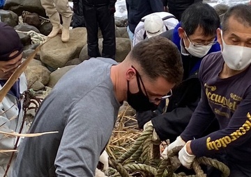 Space Soldiers clean up ‘crystal’ beach