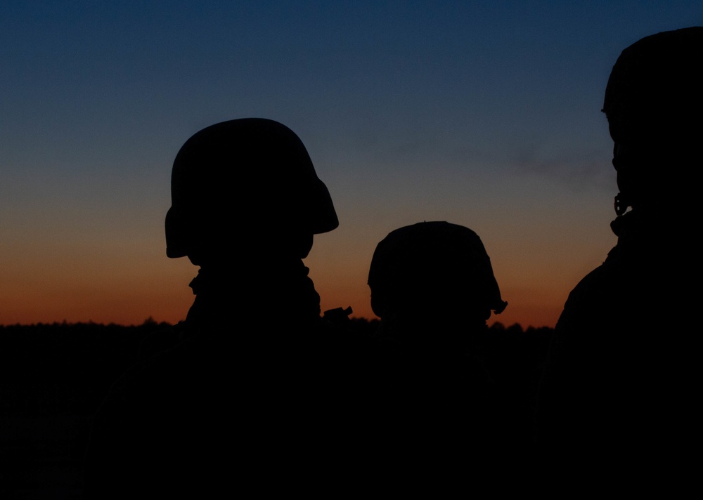 Mortars Conduct Night Live Fire Training