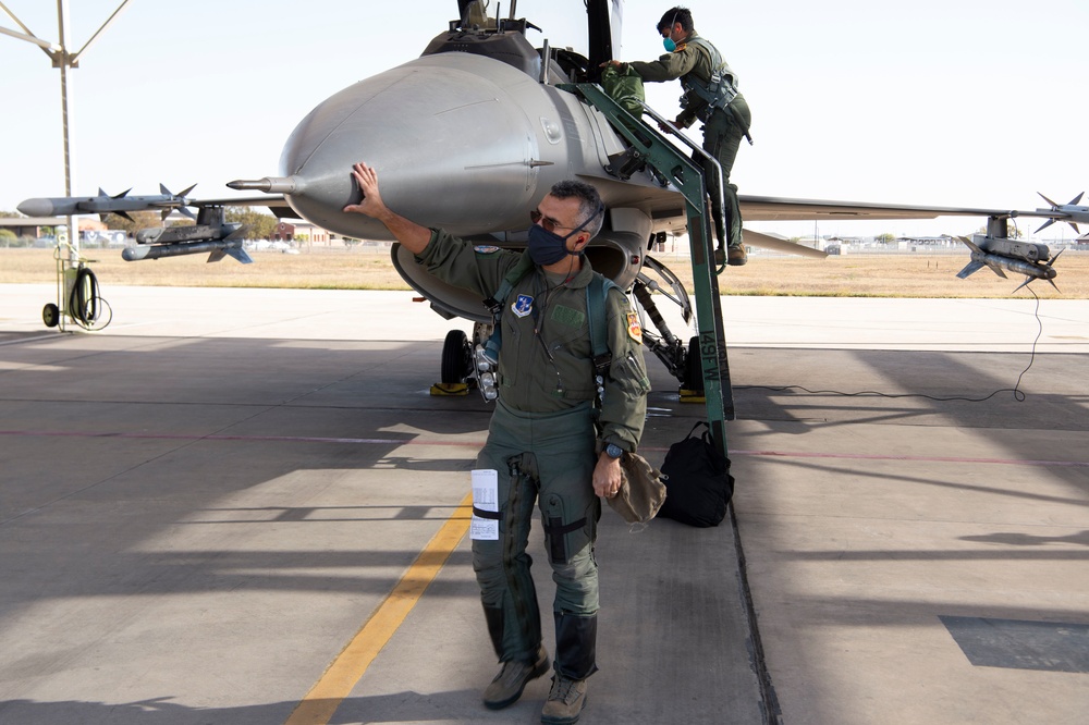 Col Raul Rosario 3000 Hours Flight