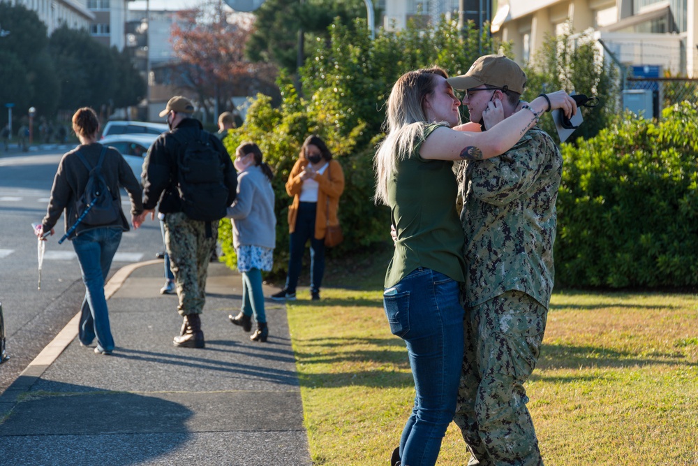 HSM-77 and HSC-12 Sailors Return to Naval Air Facility Atsugi After Deployment