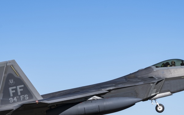1st Fighter Wing Raptors deploy to support WestPac