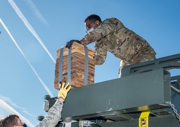 1st Fighter Wing Raptors deploy to support WestPac