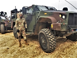 Fort McCoy leadership visits JLTV training