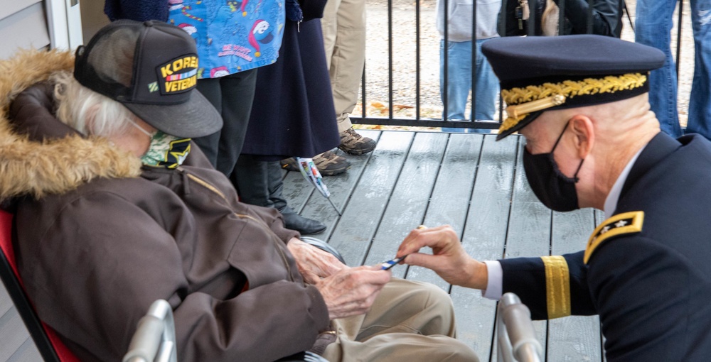First Army helps welcome home Korean War veteran