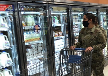 Commissaries announce holiday schedule