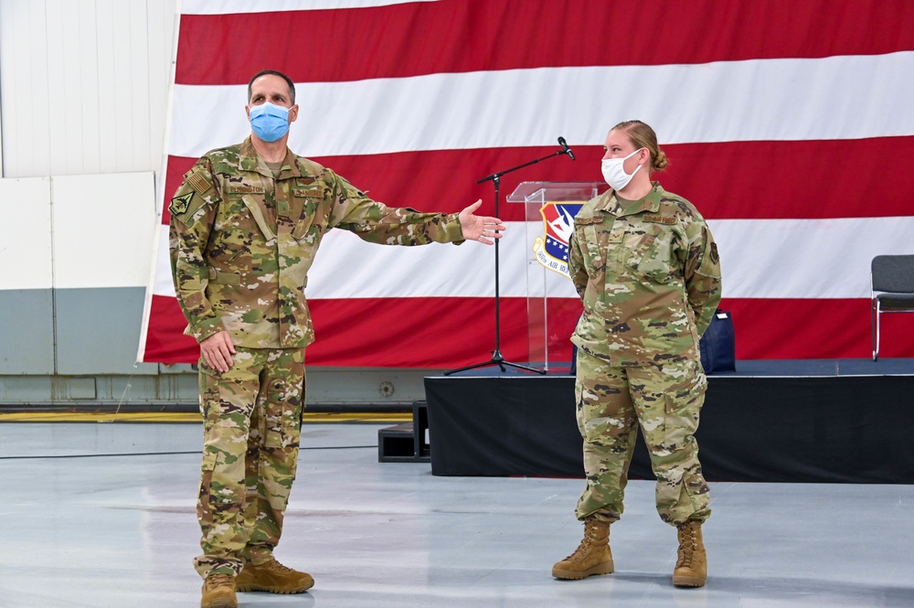 4th Air Force leadership visits Okies