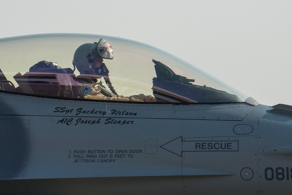 Spangdahlem F-16s demonstrate deployment capabilities to USCENTCOM