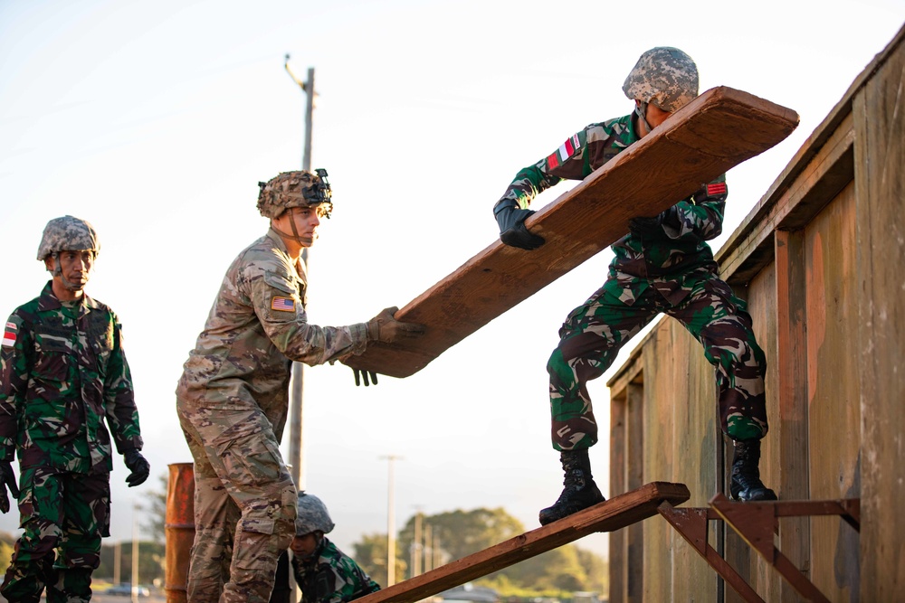 Indonesia Platoon Exchange 2020: Leadership Reaction Course