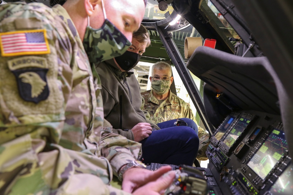 Lithuanian Minister of Defense visits Fort Indiantown Gap