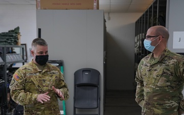 Aviation Center of Excellence Commanding General Visits 160th SOAR (Abn)
