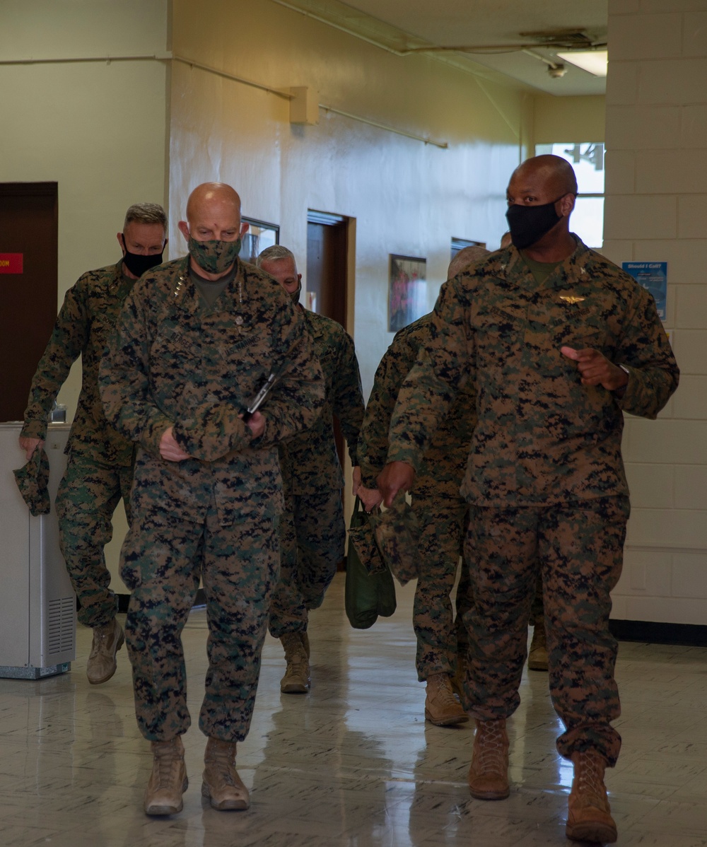 Marine Corps Commandant, Sergeant Major visit Okinawa