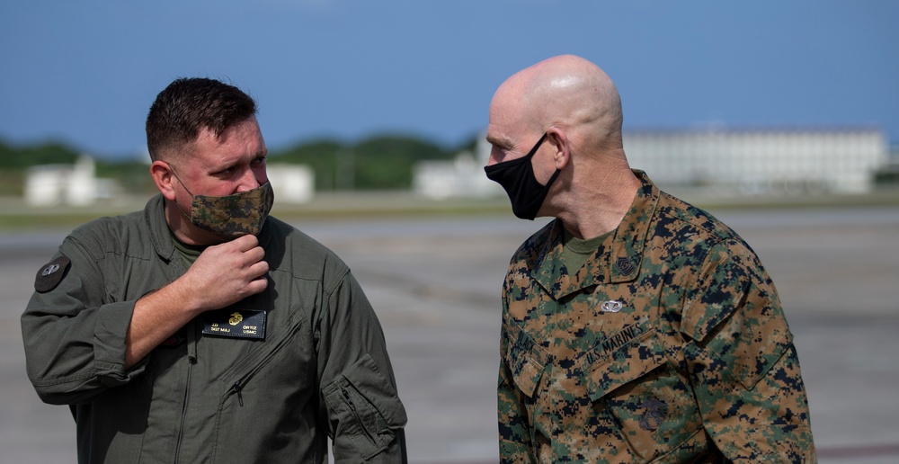 Marine Corps Commandant, Sergeant Major visit Okinawa