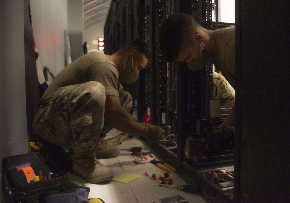 USAFCENT upgrades CAOC while demonstrating distributed operations