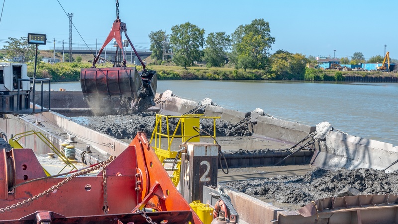 U.S. Army Corps of Engineers awards contract to dredge Buffalo Harbor